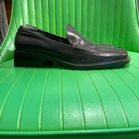 Brown Loafers 6.5/7 - Picture 3 of 3